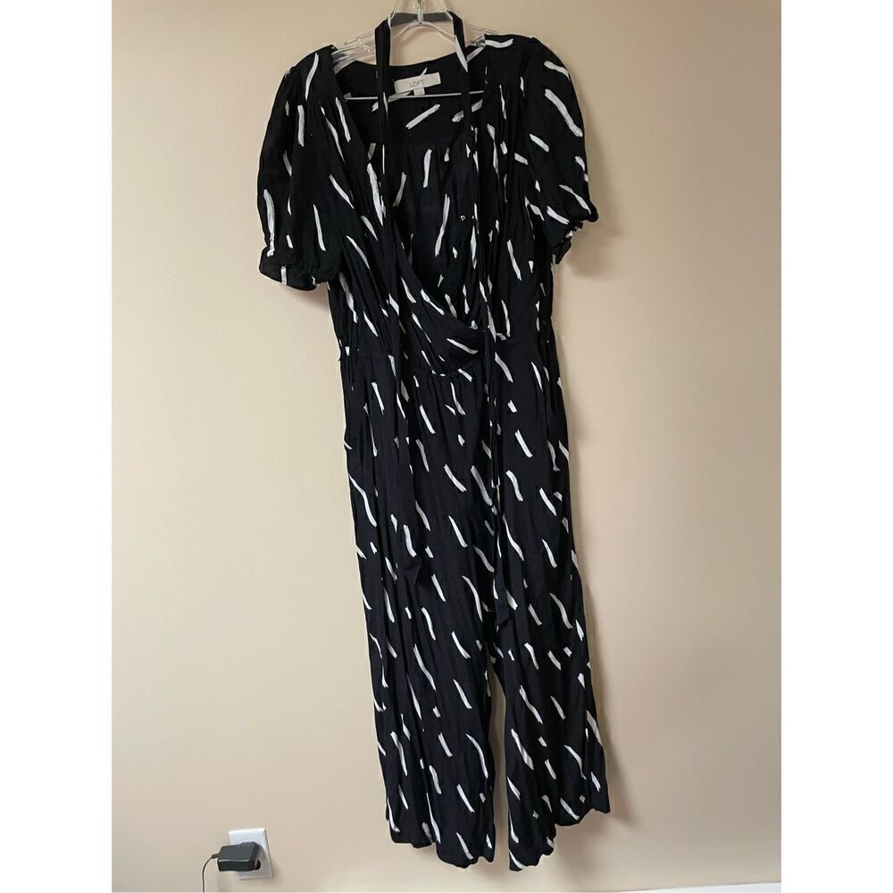 Loft Women’s Medium Black White Short Sleeve Jumpsuit Wrap Tied